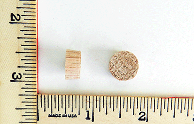 Oak Flat Head End Grain Wood Plugs (1/2in Diameter, 1/4in Thick) Per 5000 - Wood Parts | Hole Plugs & Buttons - Bear Woods Supply