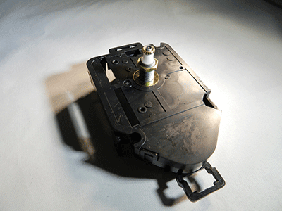 USA Made Standard Pendulum Quartz Clock Movement (up to 3/8" thick dial face) - Clock Parts | Clock Dials & Faces - Bear Woods Supply