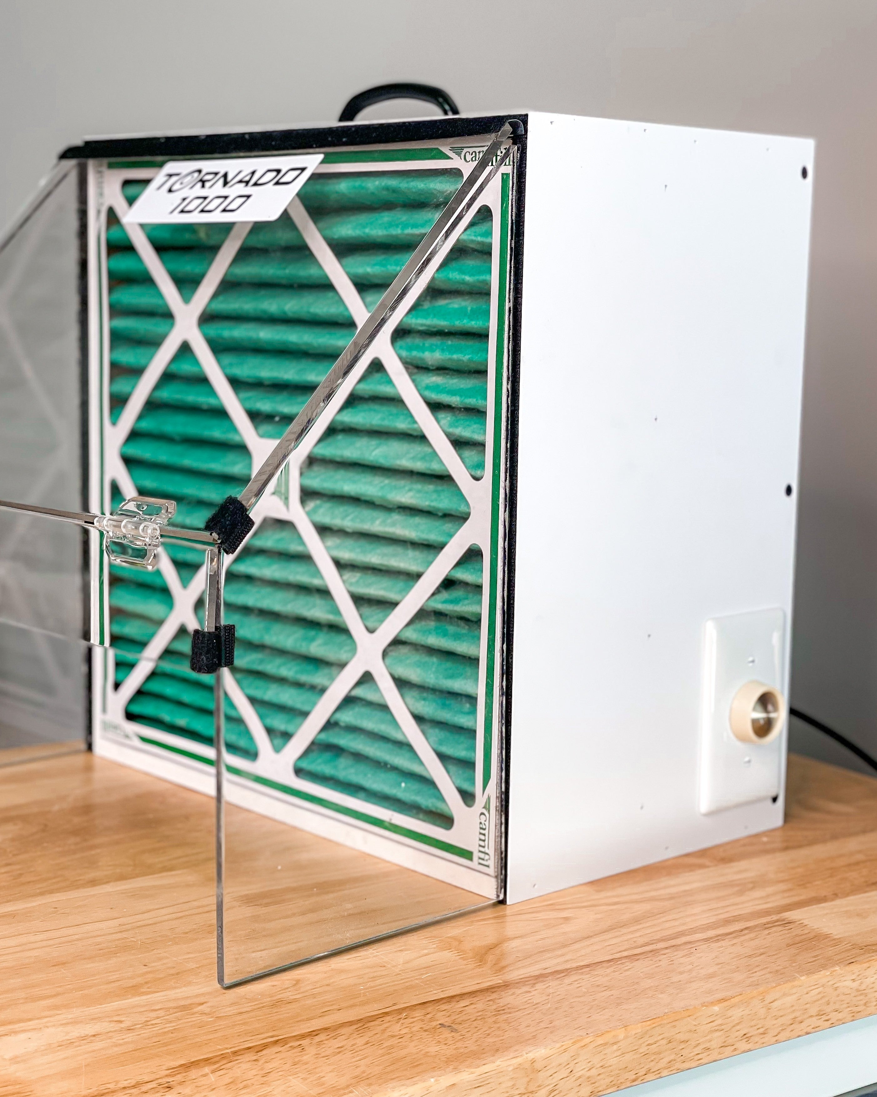 Tornado-dust-collector-for-rotary-carving-side-view.JPG