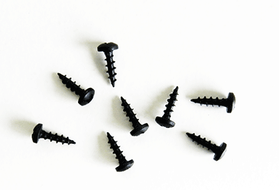 black-screws-0.5-inches.png