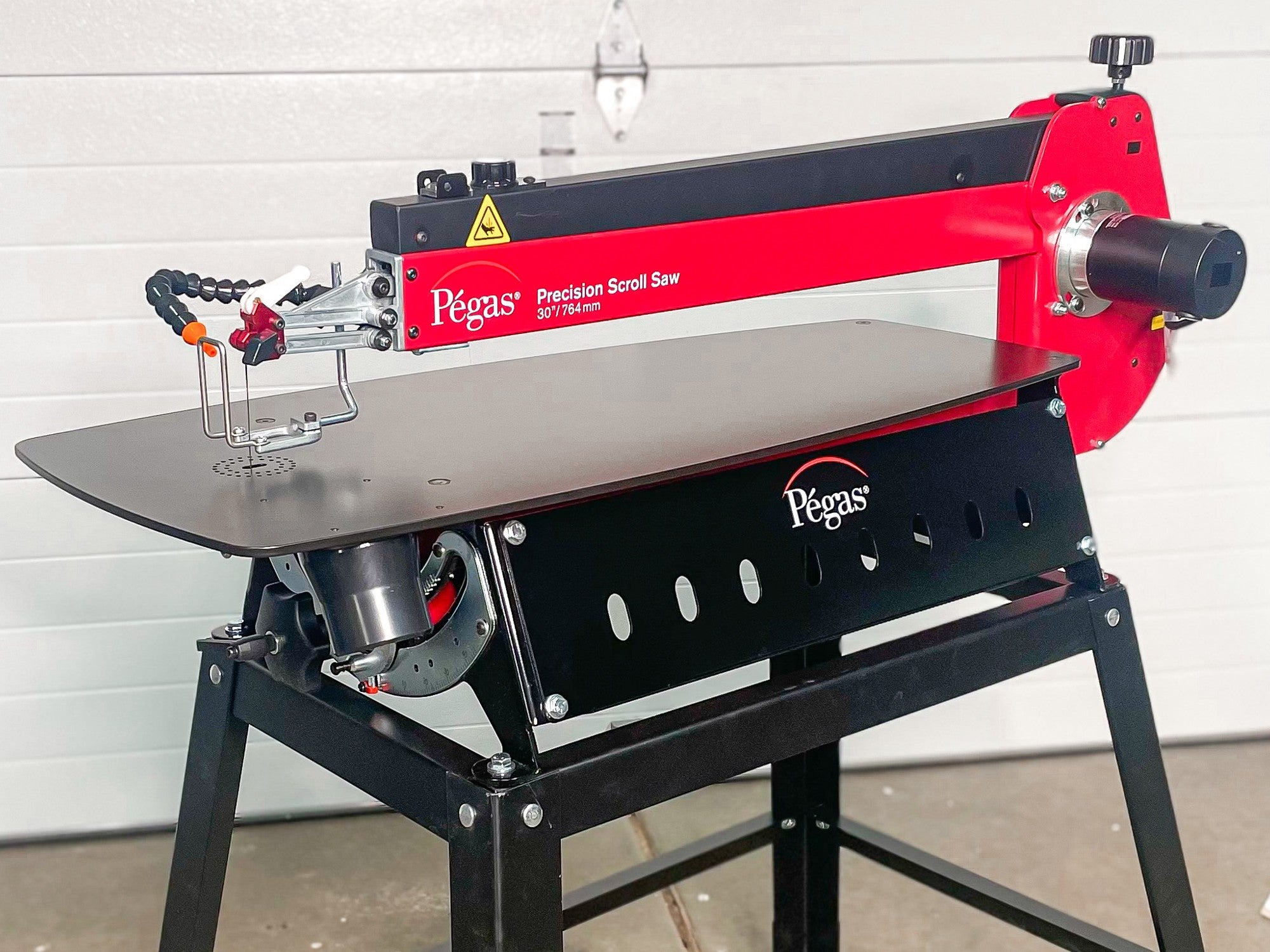 pegas-scroll-30-inch.jpg