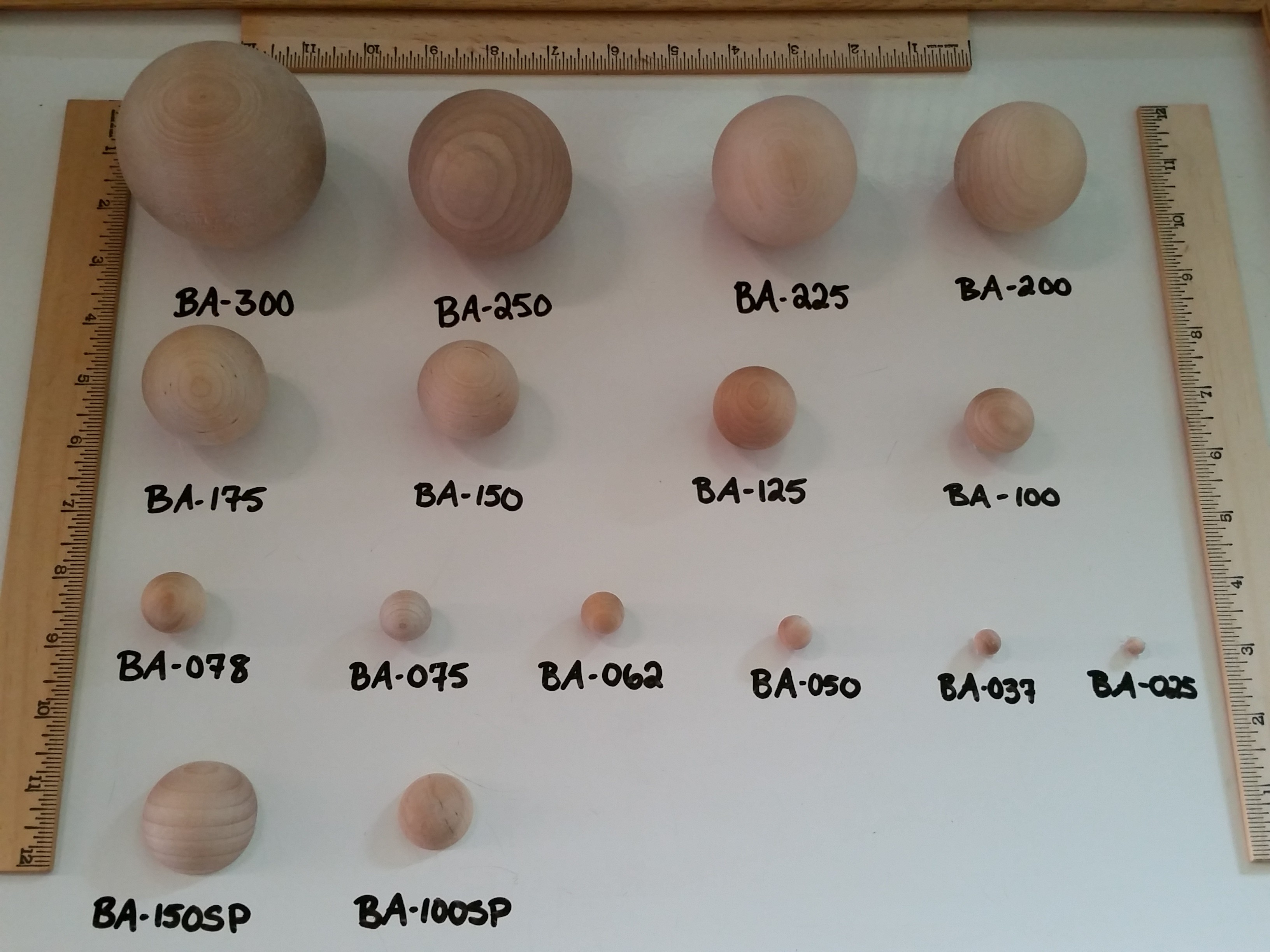 Wood Balls Buy full round wooden balls in many sizes Bear Woods Canada